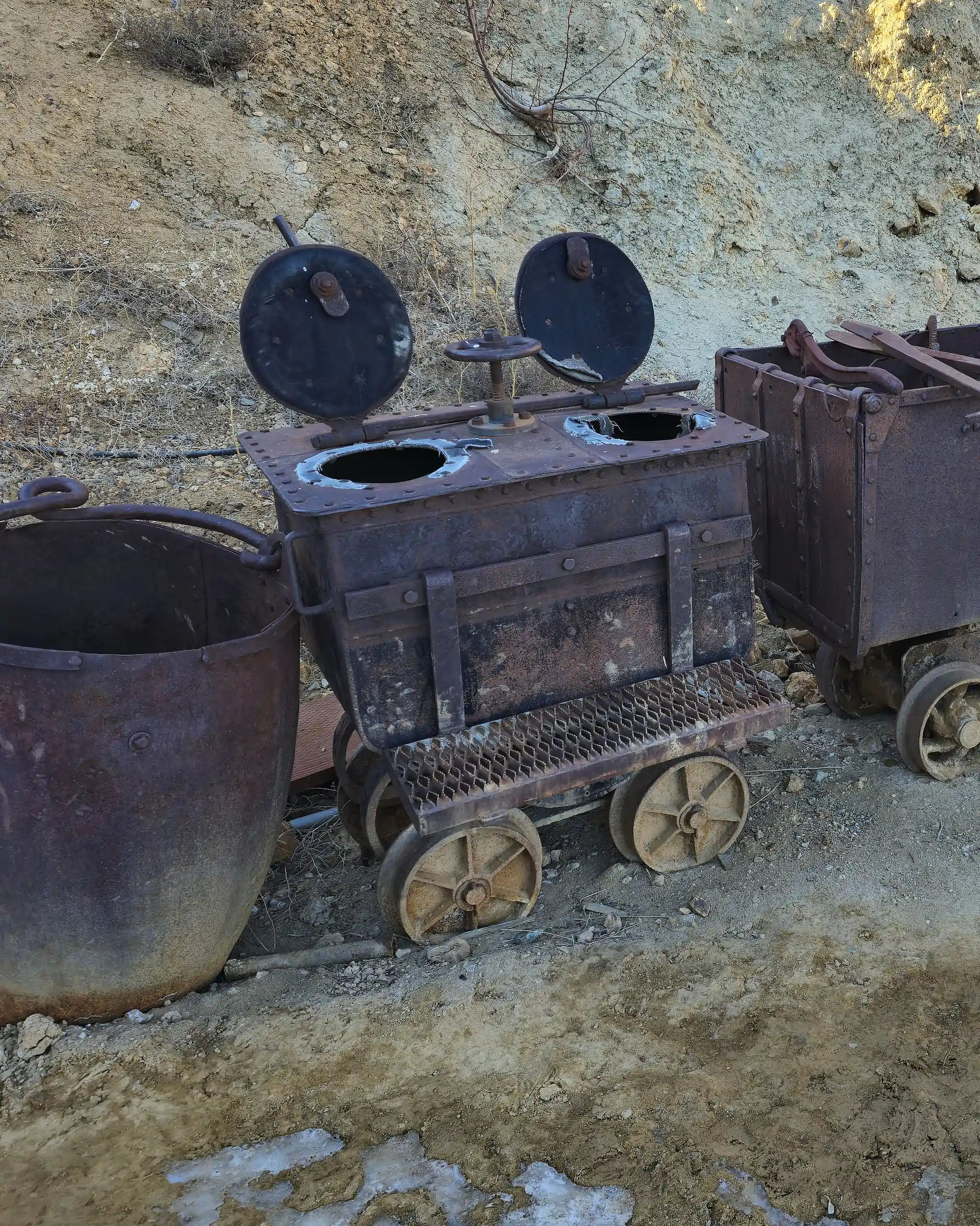 Chollar mine Virginia City - Mine toilets