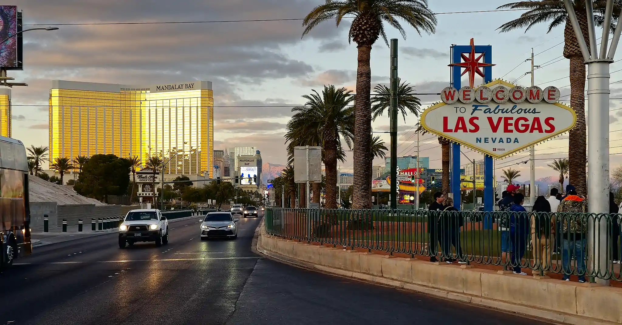 Welcome to Fabulous Las Vegas Sign